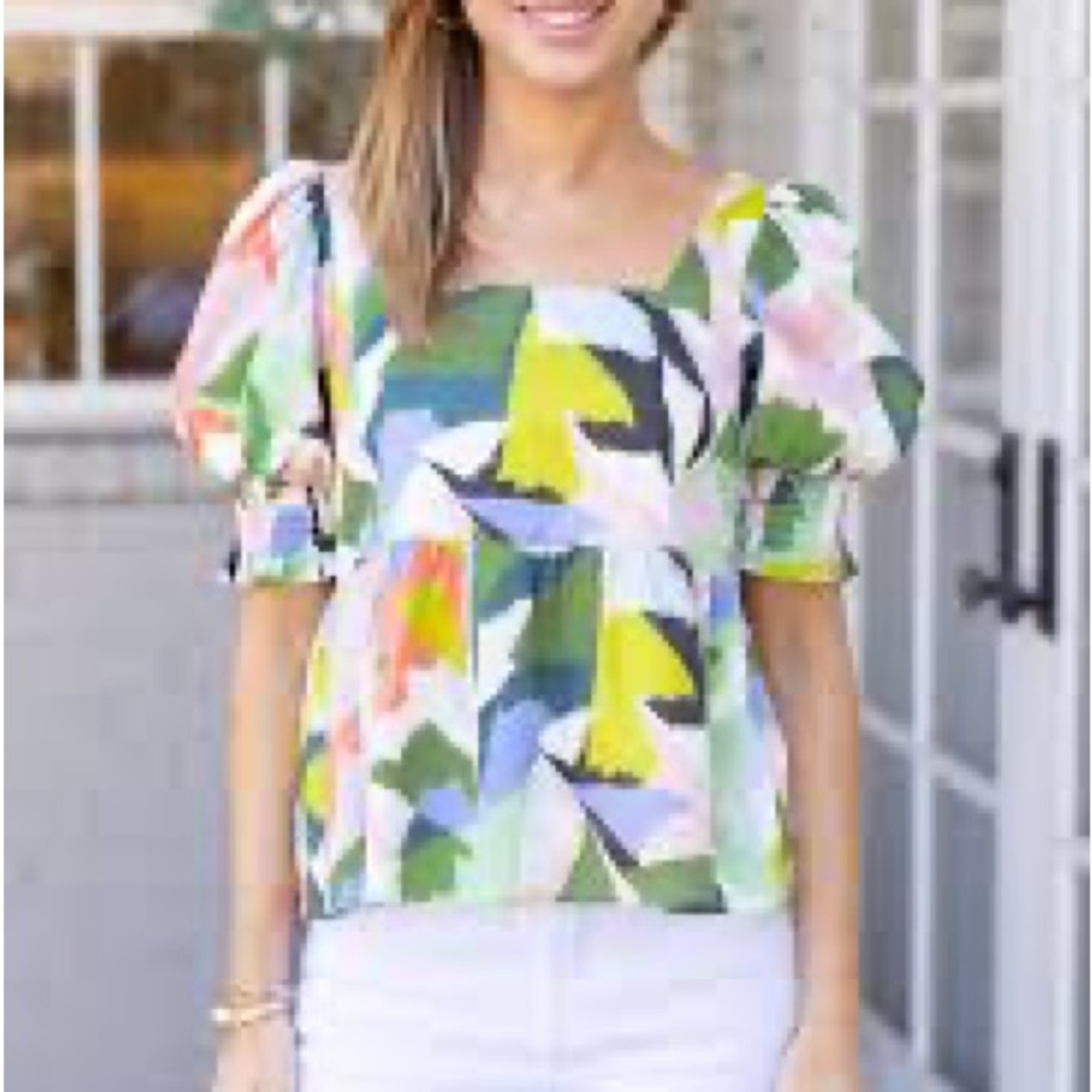 adorable shirt from a boutique/ size small